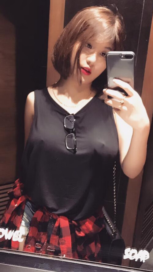 足球学校新建成开放日吸引家长参观,足球学校招生方案